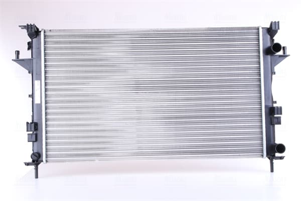 NISSENS 63813 Variklio aušinimo radiatorius